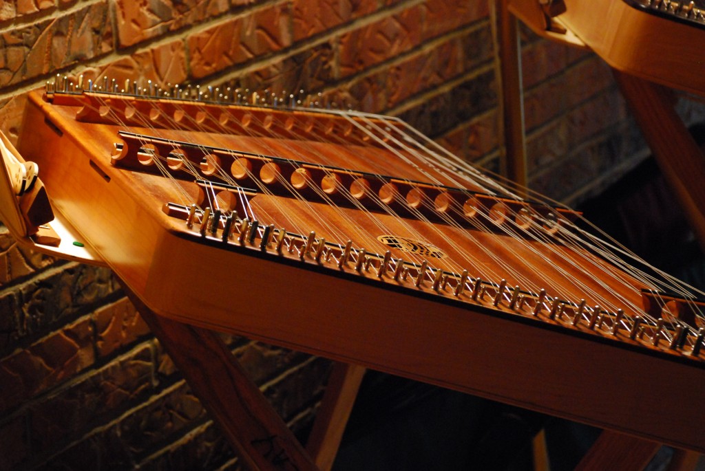 Hammer Dulcimer